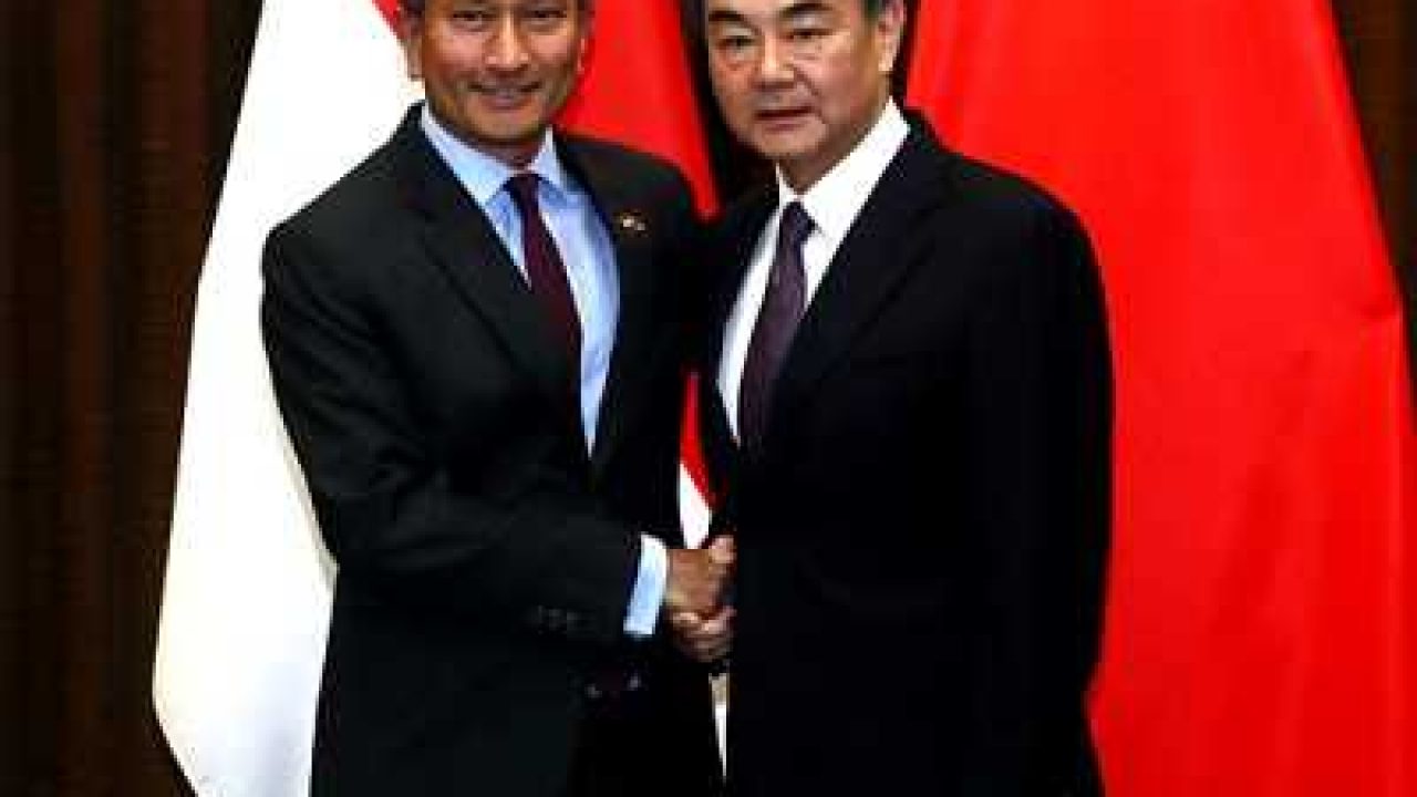 中国の王毅外相とシンガポールのバラクリシュナン外相が会談 Asean Portal アセアン ポータル